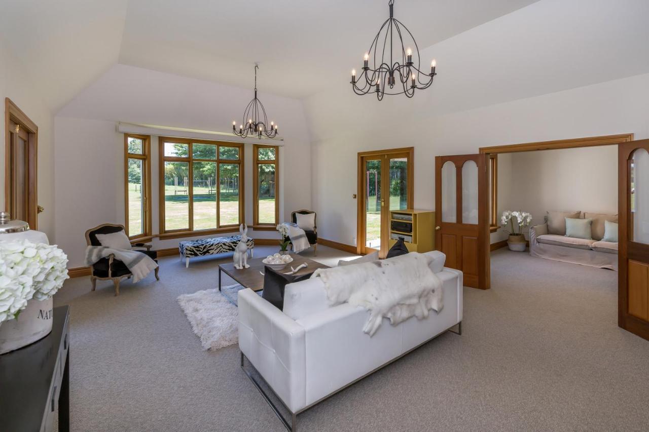 Bond Estate Luxury Accommodation Christchurch Exterior foto